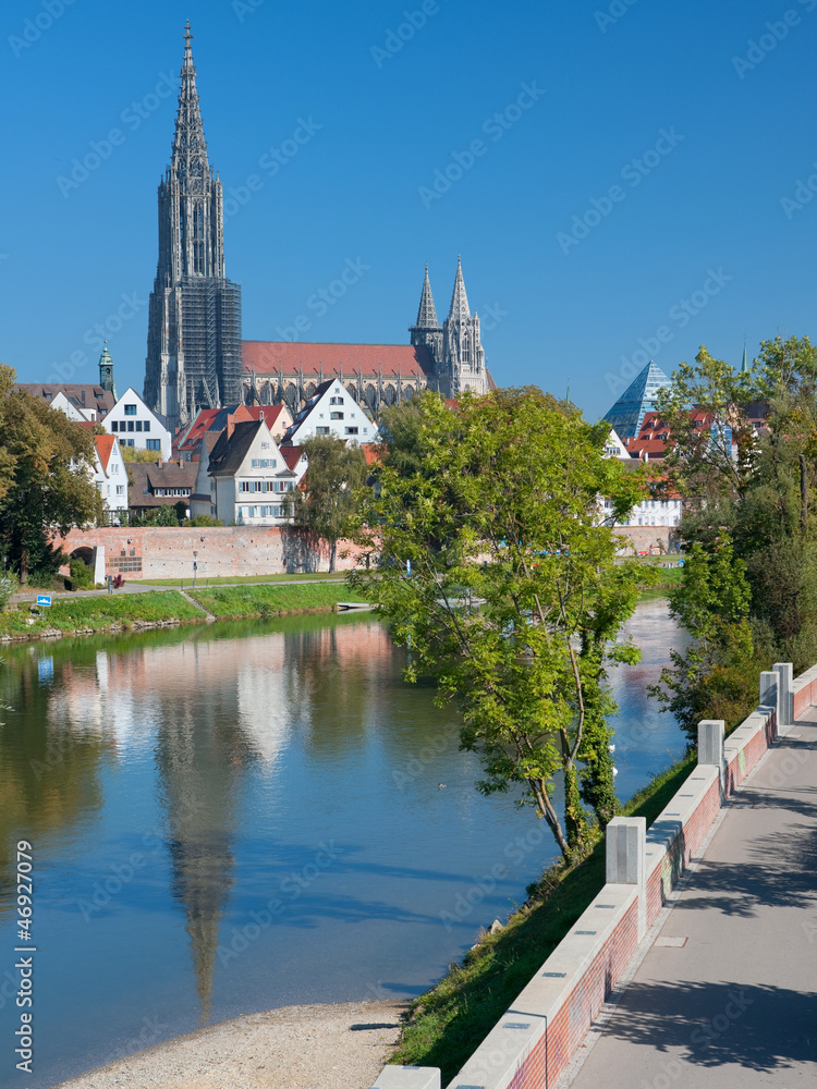 Fototapeta premium View on Ulm in september