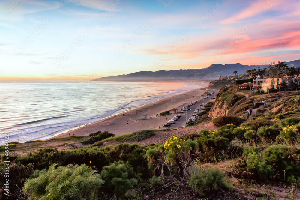 Naklejka premium Zachód słońca nad zatoką Santa Monica