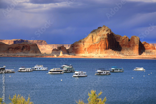 Lake Powell boating