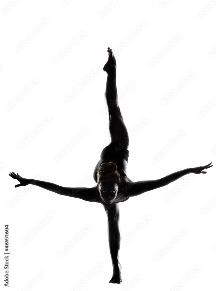 Fototapeta premium bodypainted dancer