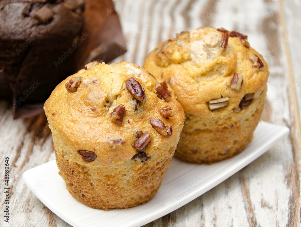 Naklejka premium Muffins con frutos secos