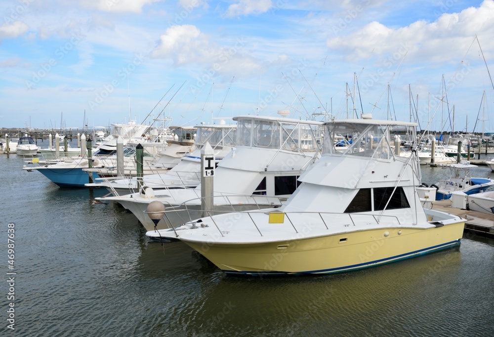 Fototapeta premium moored boats at a marina florida, usa
