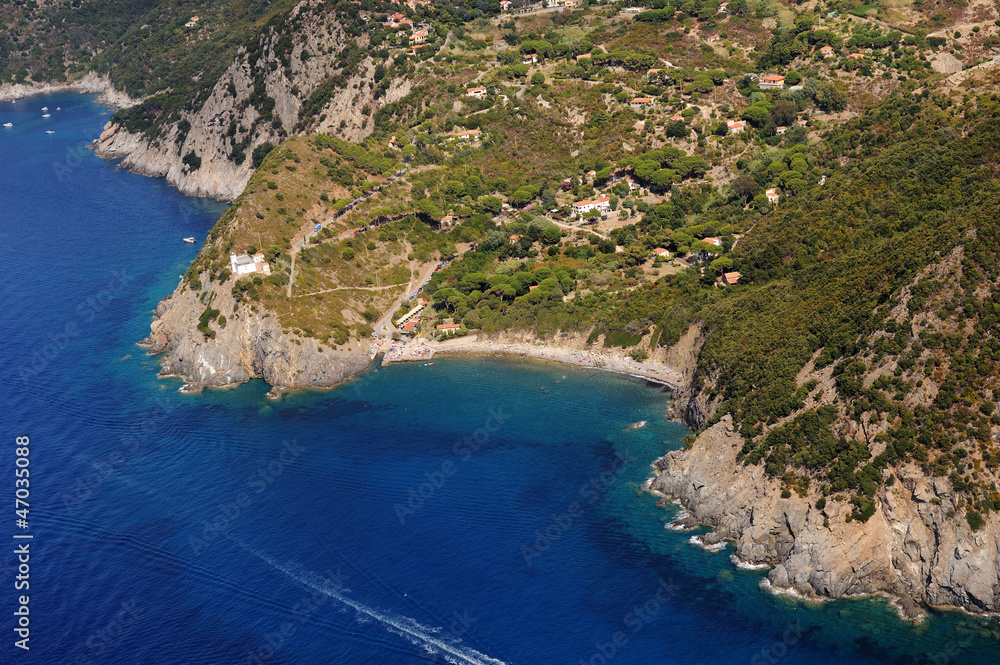 Isola d'Elba-Patresi & lighthouse at Punta Polveraia Isola d'Elba-Patresi & lighthouse at Punta Polveraia