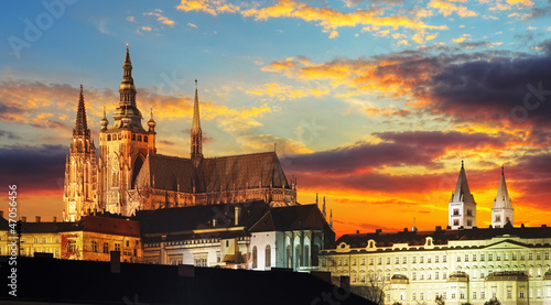 Obraz na plátně Prague Castle at sunset - Czech republic