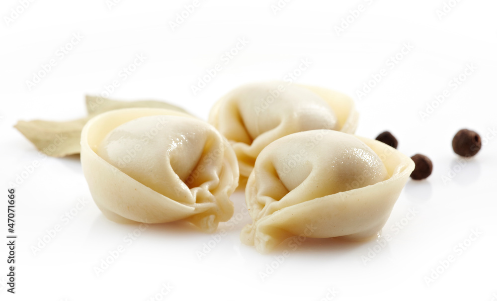 dumplings russian pelmeni