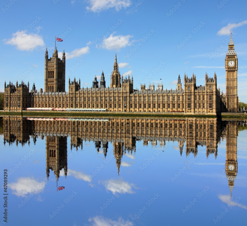 Naklejka premium Houses of Parliament and Big Ben in Westminster, London.