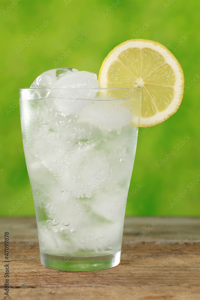 Mineralwasser Mineralwasser