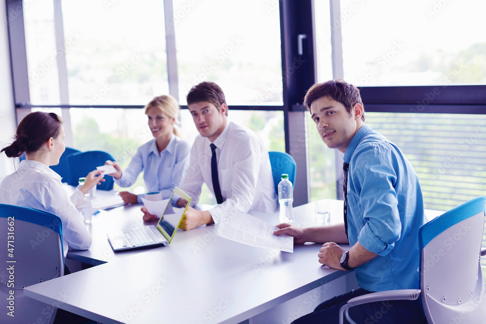 Fototapeta premium business people in a meeting at office