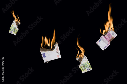 soldi fuoco photo