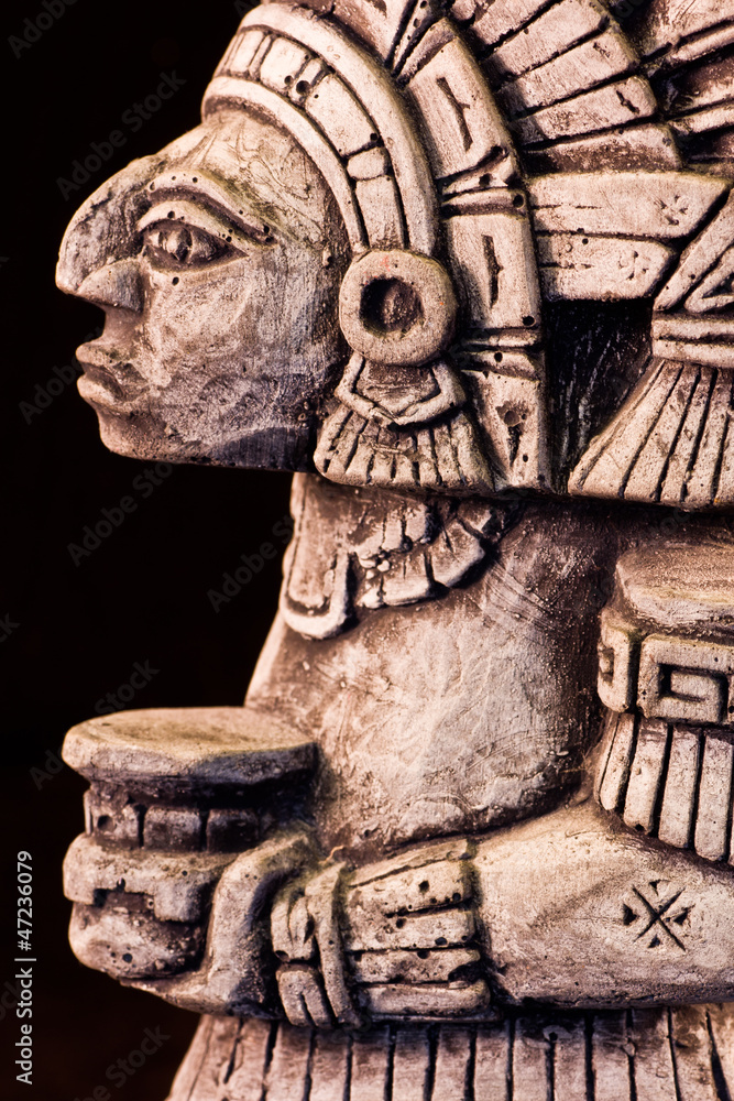 mayan sculpture