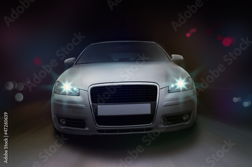car in the night with bokeh background © brand.punkt.