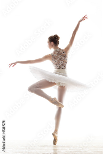 Fototapeta silhouette of ballerina