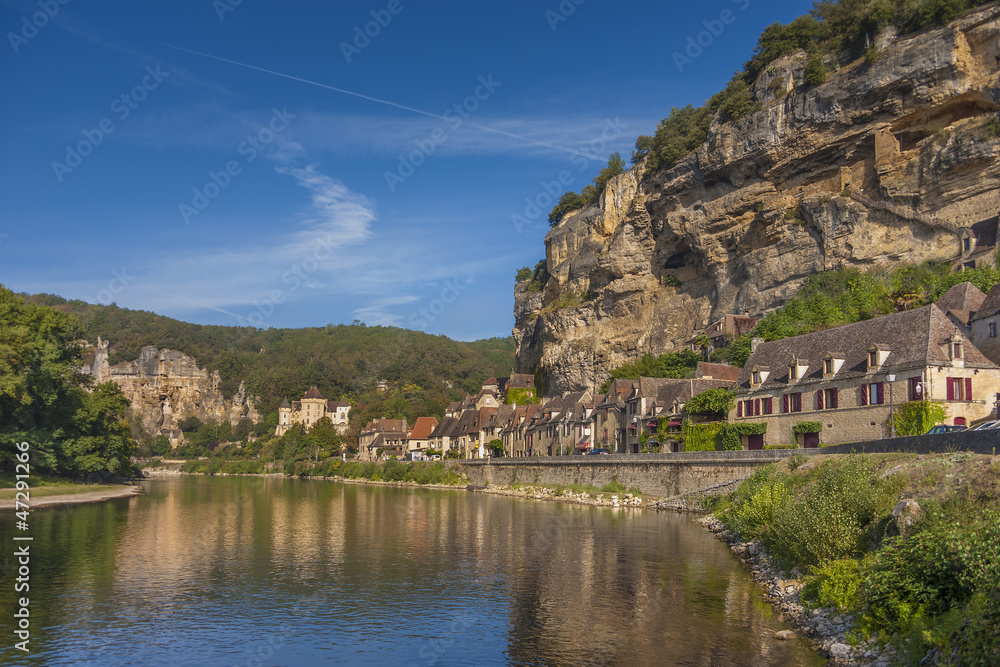 Medieval 14th century French village of Roc Gageac