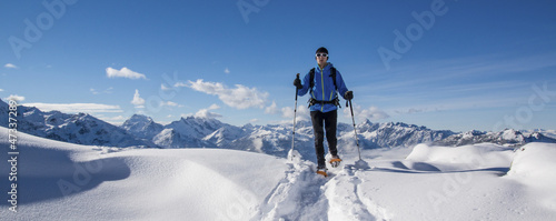Schneeschuhwanderung in den Alpen © Netzer Johannes