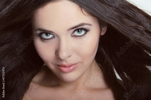 Wallpaper Mural Look. Close-up portrait of sexy caucasian young woman with beaut Torontodigital.ca