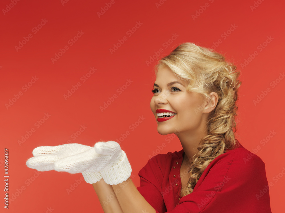 woman holding something on the palms woman holding something on the palms