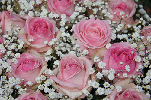 wedding arrangement with pink roses