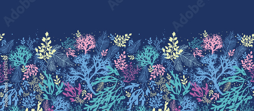 Vector underwater seaweed horizontal seamless pattern ornament