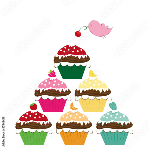 Vogel dekoriert Cupcakes