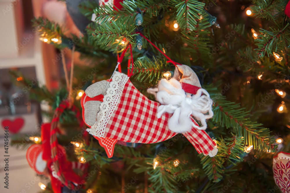 Obraz premium Christmas tree with decoration