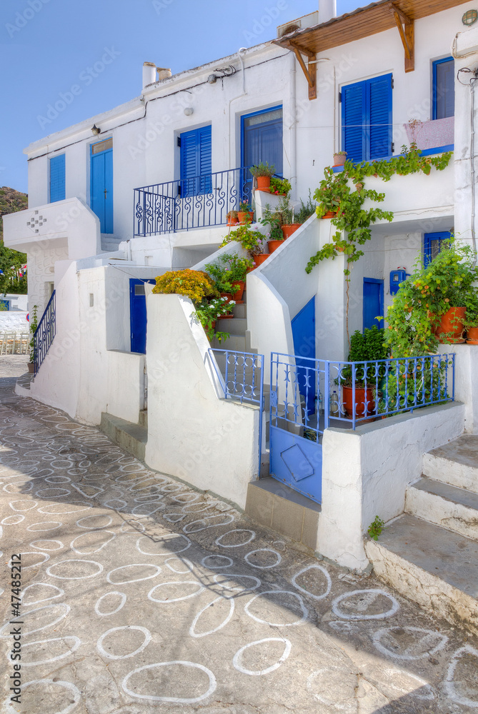 Naklejka premium Tradycyjne domy na wyspie Kimolos, Cyklady, Grecja