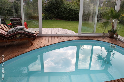 Wintergarten mit Pool