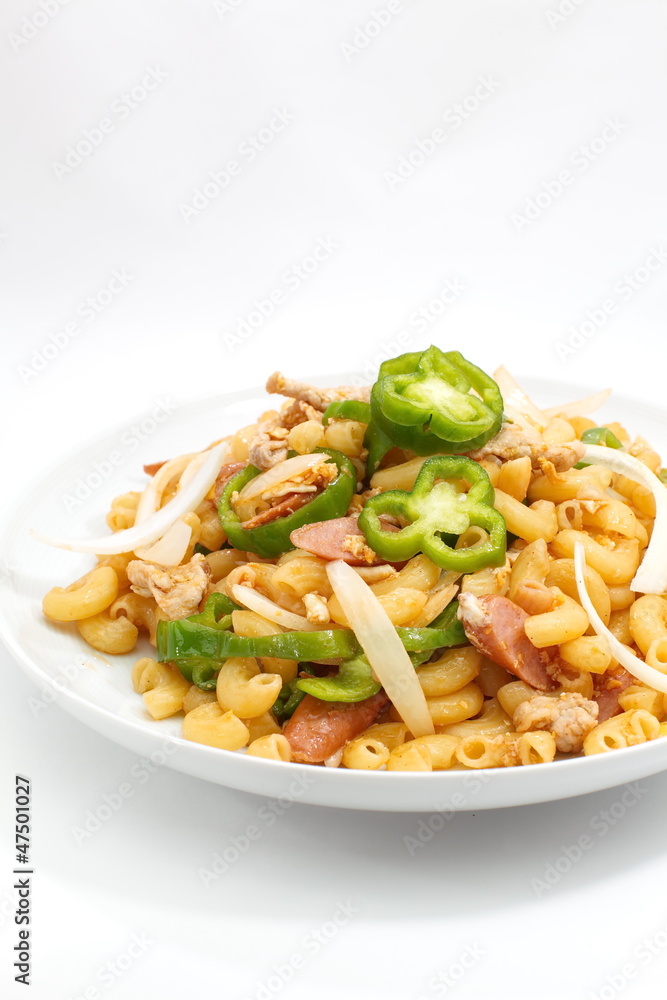 Stir-fried macaroni with Green ball pepper Stir-fried macaroni with Green ball pepper
