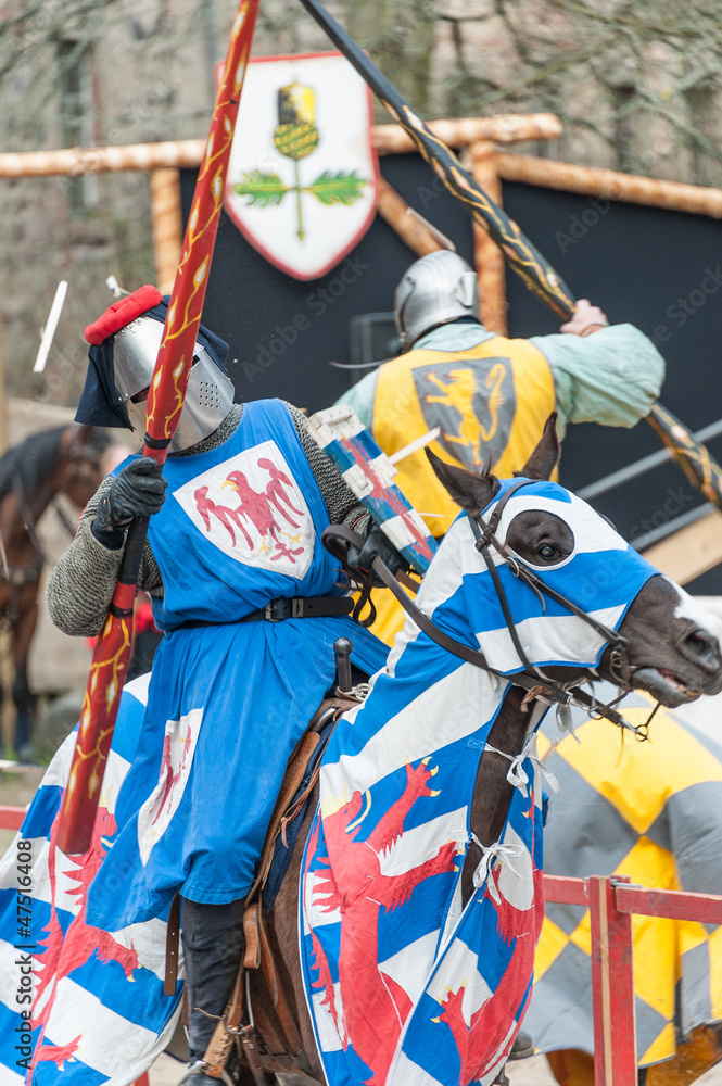 Ritter zu Pferd