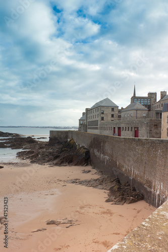 castle walls of Saint Malo over sea © eska2012
