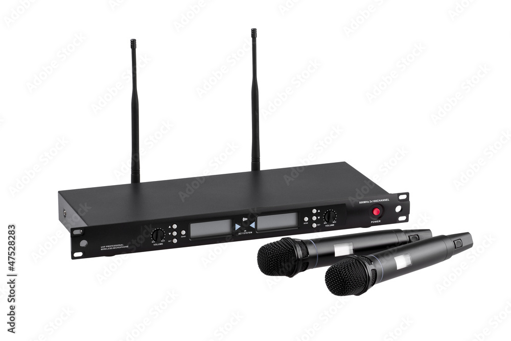 Audio amplifier with antenna and wireless microphone Audio amplifier with antenna and wireless microphone