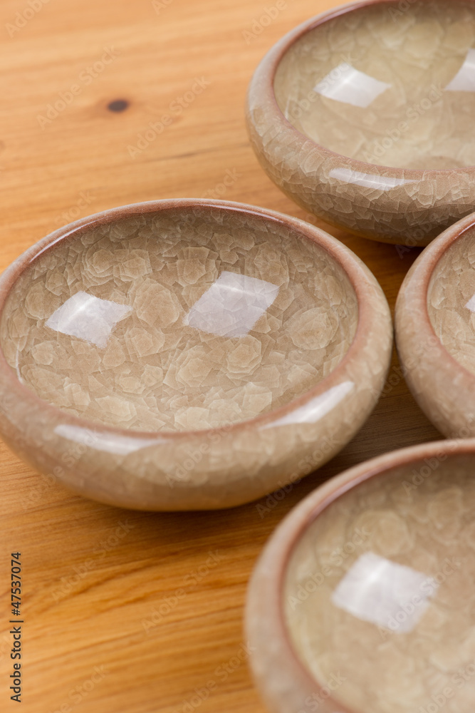 empty bowl on wooden table empty bowl on wooden table