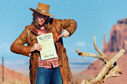 Картината върху платно bad cowgirl wanted