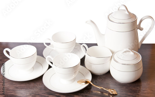 Porcelain dishware