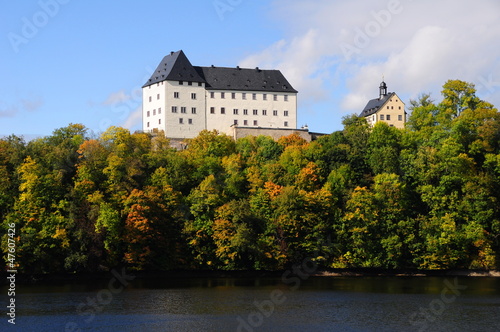 Konstfotografi Schloss Burgk an der Saaleschleife im Herbst