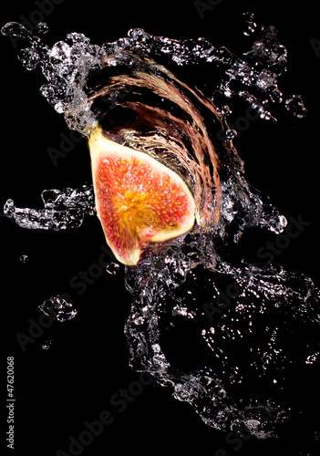 Figs in a spray of water