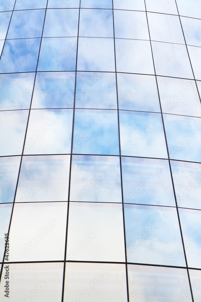 Fototapeta premium Glass wall of an office building
