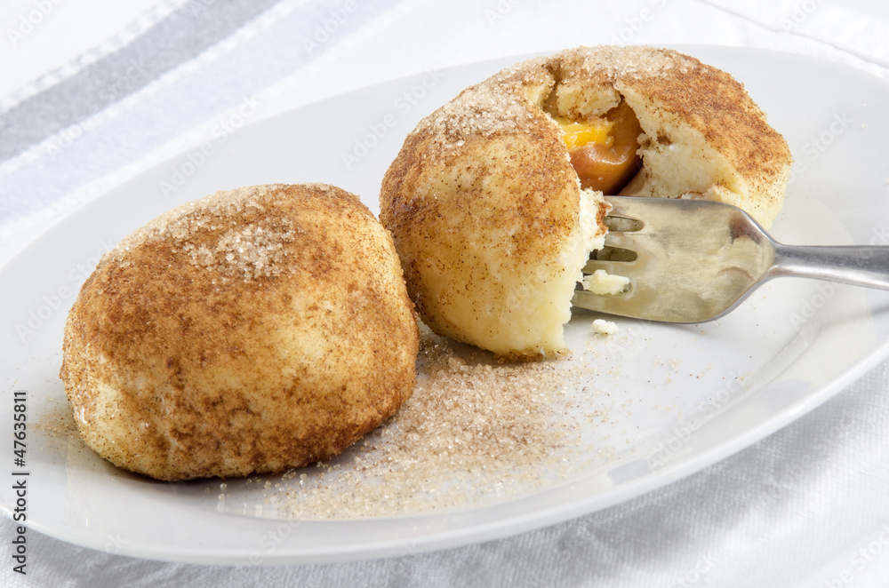 Obstknödel mit Zimt Obstknödel mit Zimt