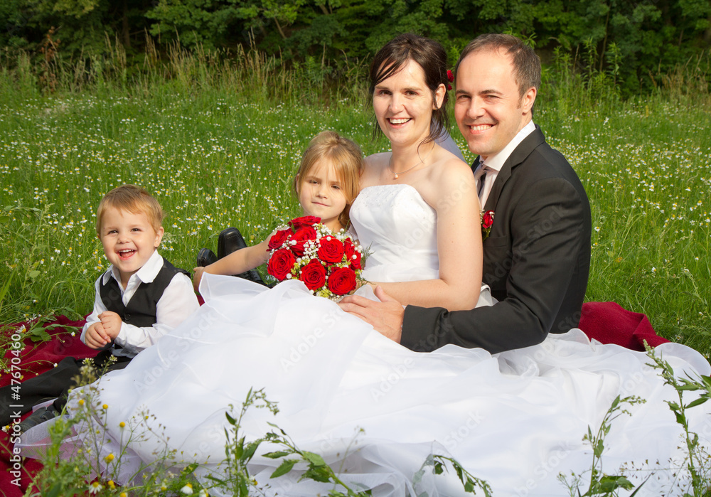 happy wedding family