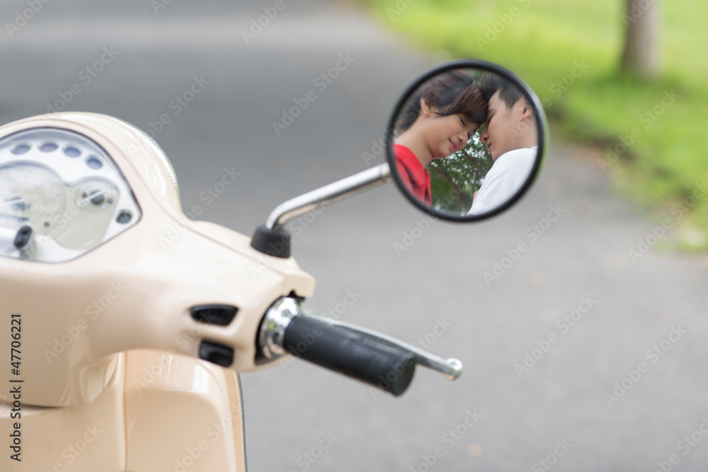 Naklejka premium Reflection of love