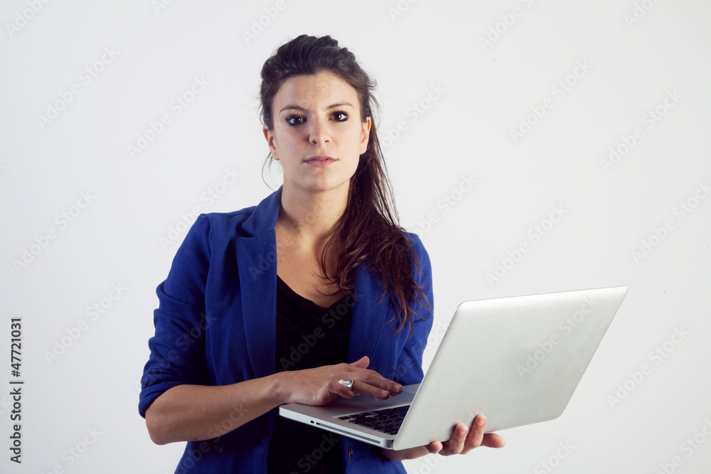 Femme d'affaire concentrée Femme d'affaire concentrée