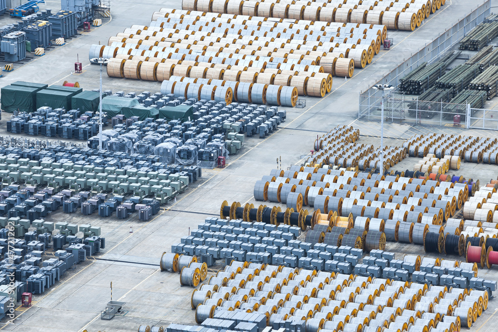 Obraz premium Industrial metal cylinders