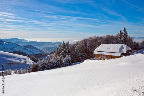 Winter, Schnee, Frost, Haus,  Berg, Halde © Michael Zimberov