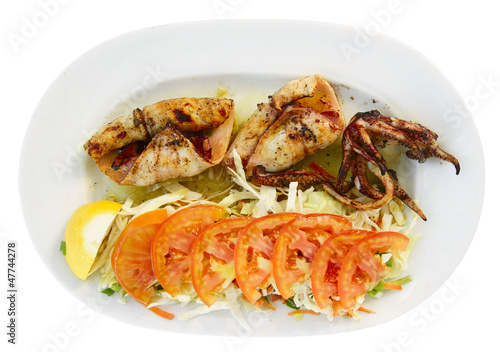 Grilled squid with vegetables