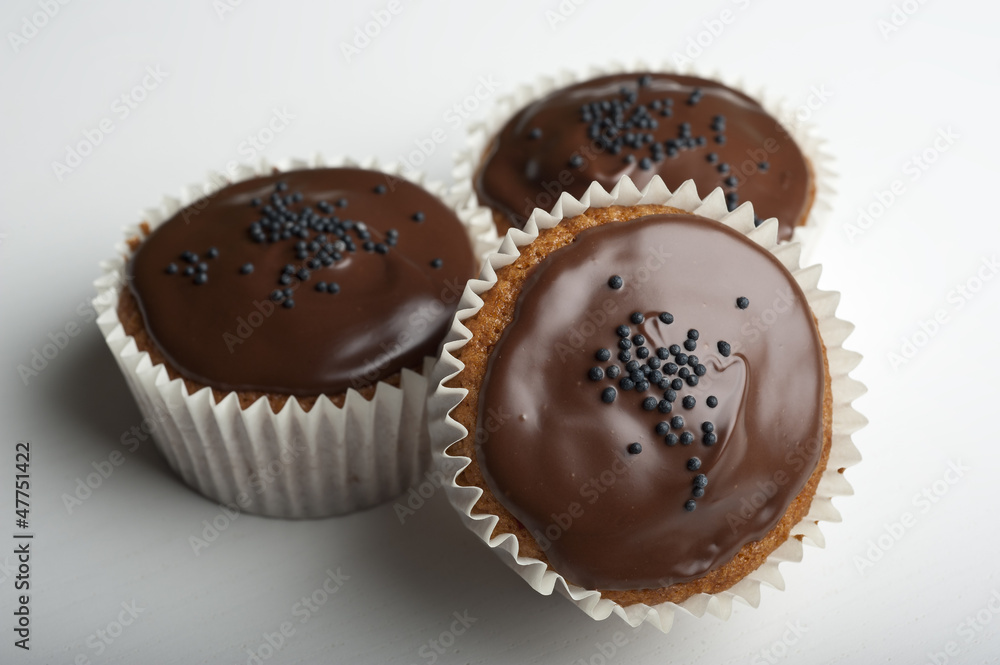  Muffins with chocolate