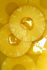 Keuken achterwand Plakjes fruit Ananas plakjes geel zomers patroon  © Stillfx