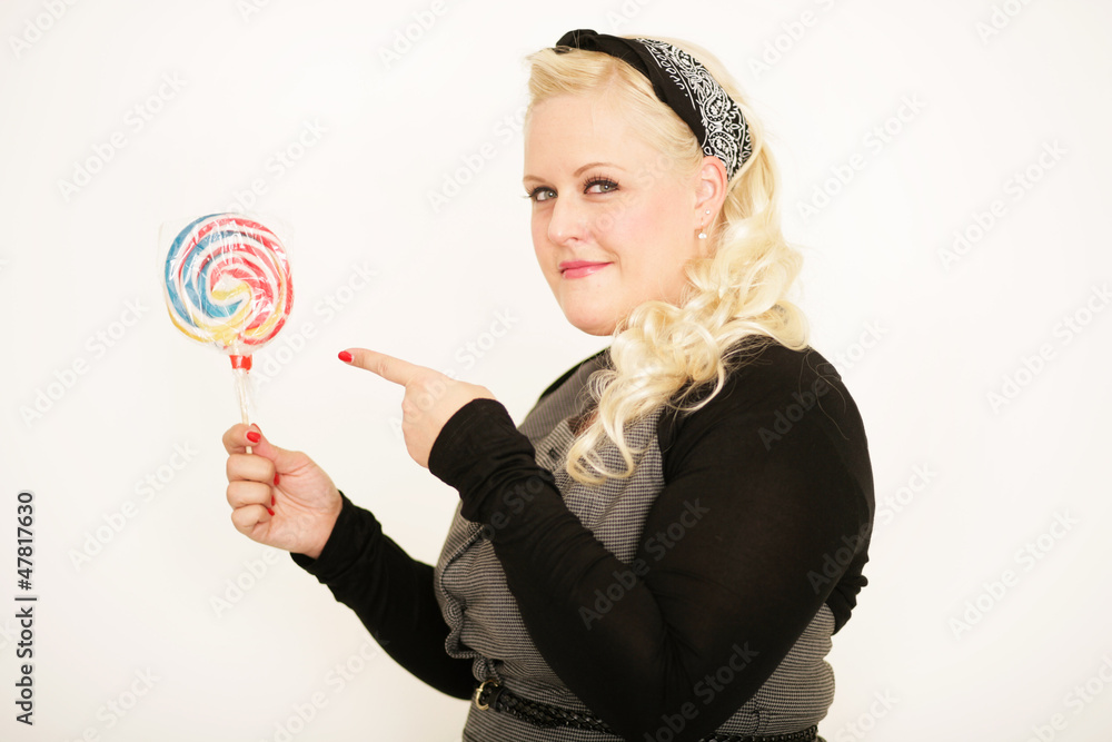 Fototapeta premium Frau mit Lutscher