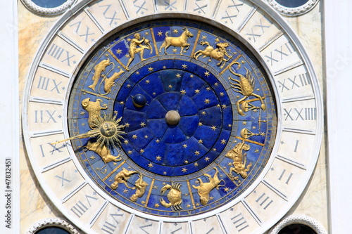 Fototapeta Horloge solaire, Place Saint-Marc à Venise - Italie