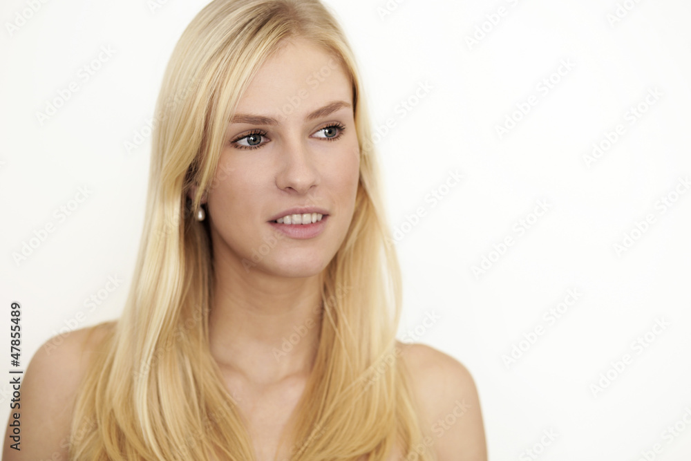 Blonde Schönheit im Portrait Blonde Schönheit im Portrait