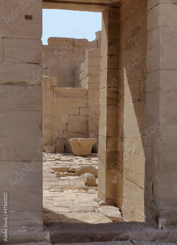 ruins at Qasr Dusch photo