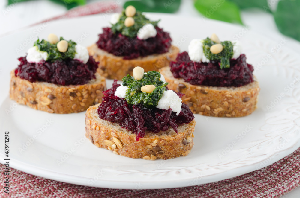 beet salad with pesto on toast beet salad with pesto on toast